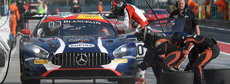 An uphill battle for the AMG GT3 number 90